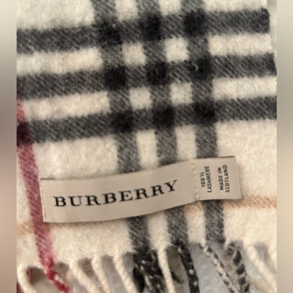 Burberry Checkered Scarf - Picture 2 of 2
